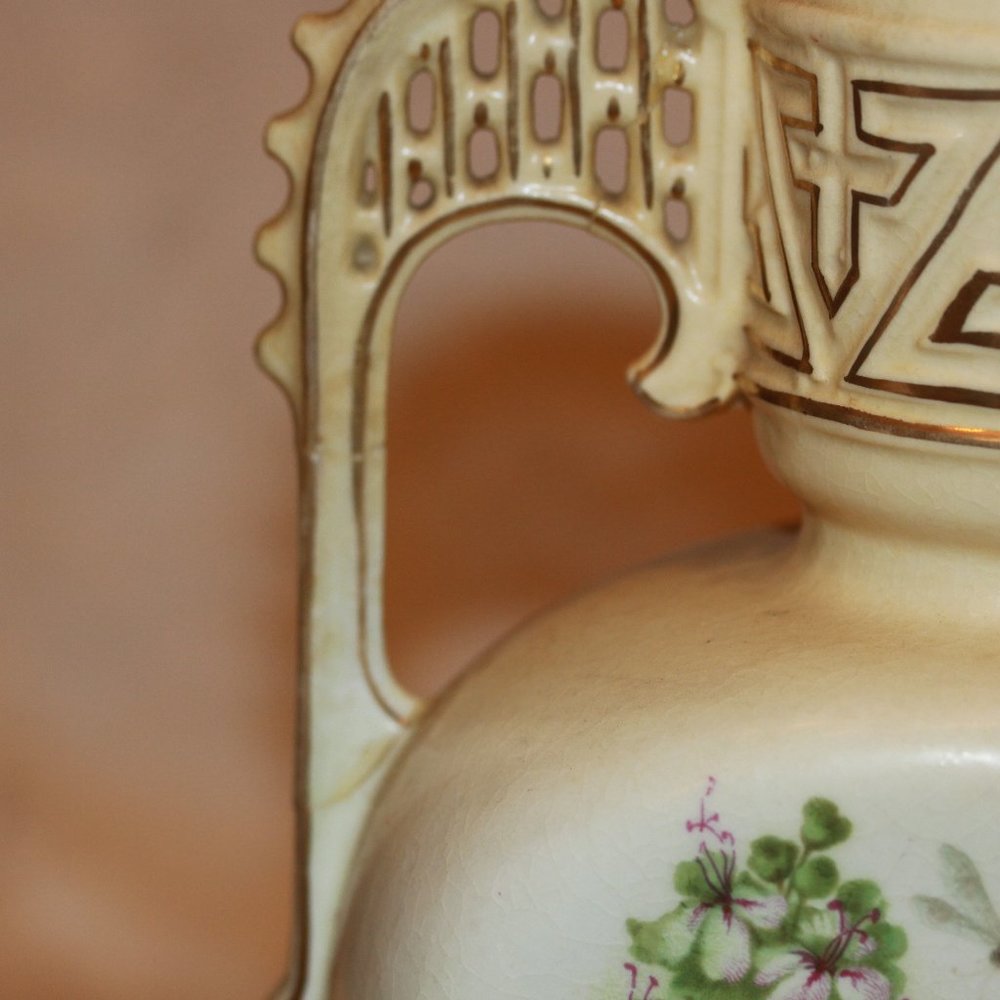 Antique Vintage Austrian Porcelain Hand Painted Decorative “Pillow” Vase Unique - Picture 4 of 6